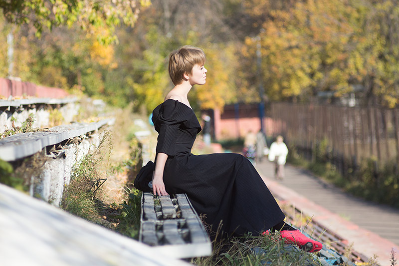 Два чёрных платья