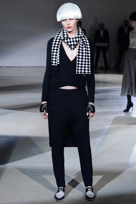 1ed223c4bcd5e07db48a50fe83e93807_768_1152